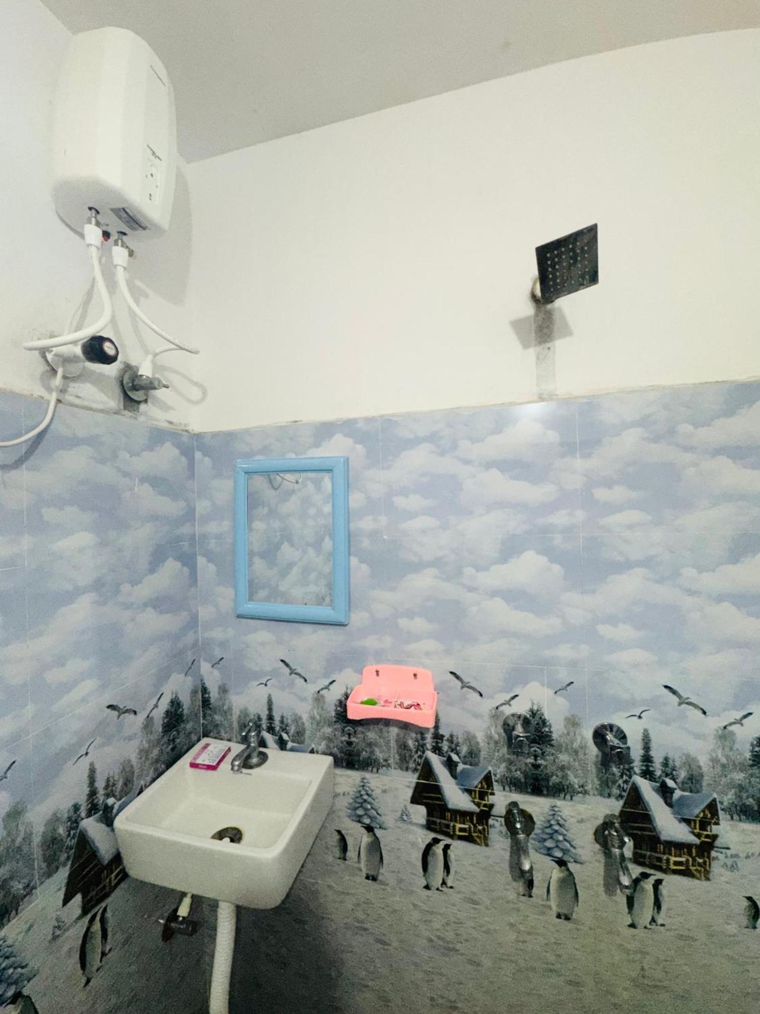 Sri Padha Vallabha Serenity Homestay Pithapuram Eksteriør bilde