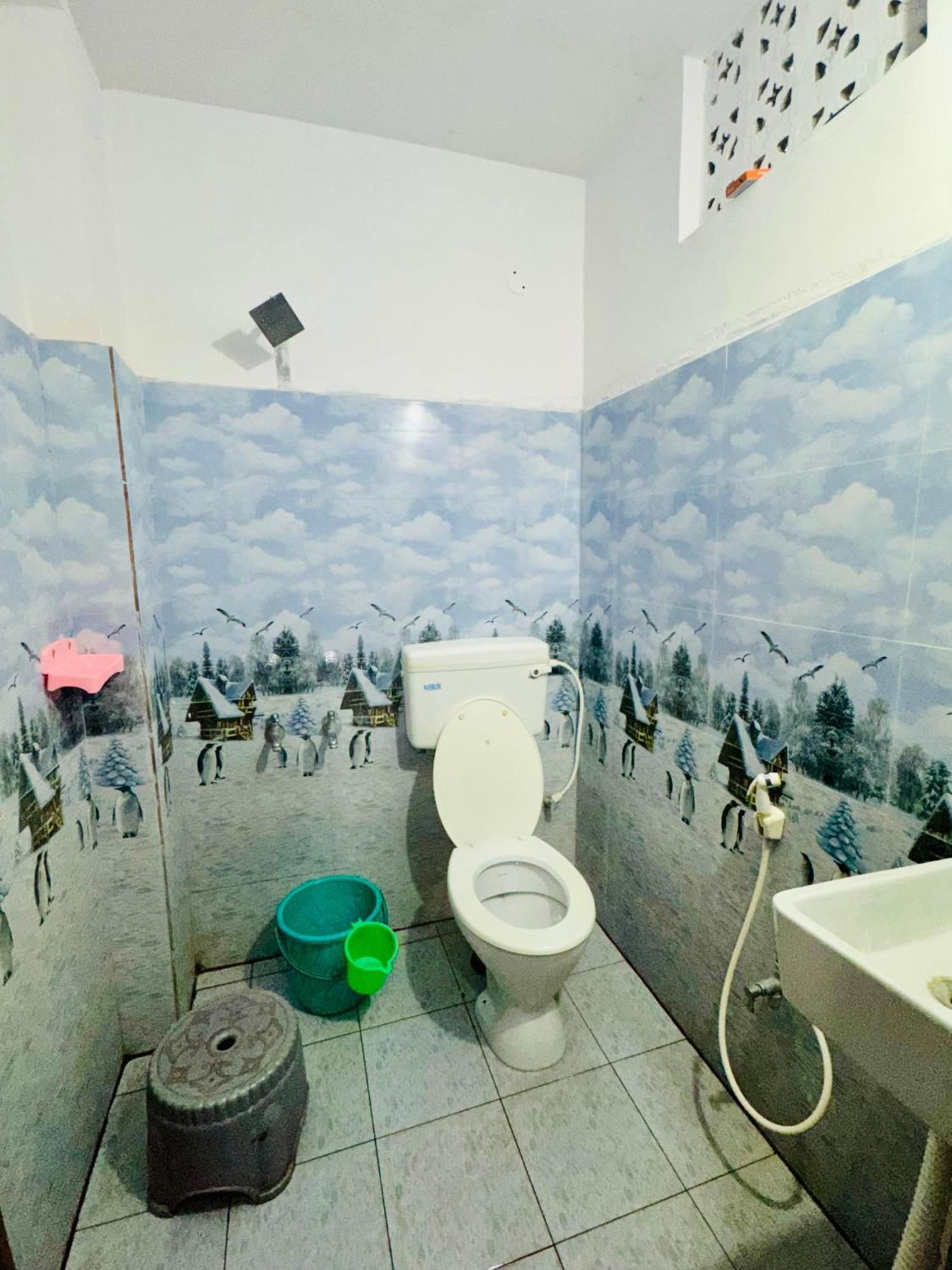 Sri Padha Vallabha Serenity Homestay Pithapuram Eksteriør bilde